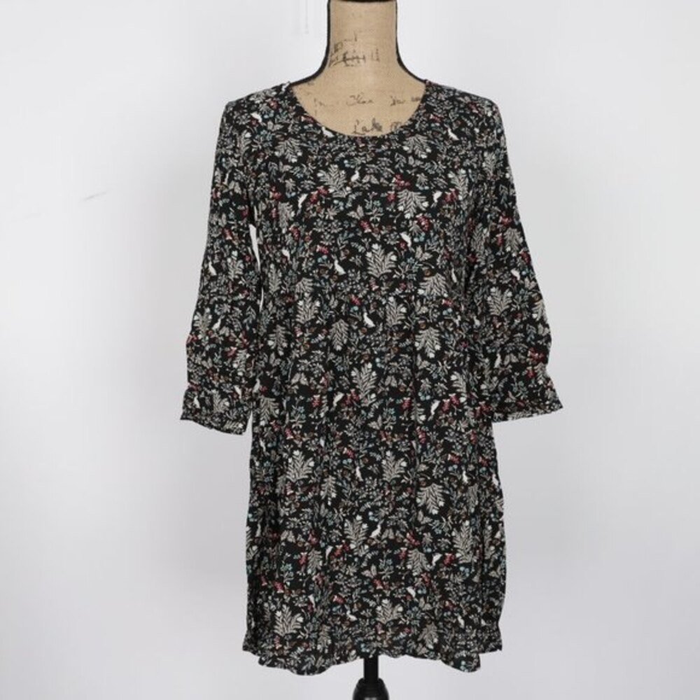 Beautiful Old Navy Dress 100% Rayon size S